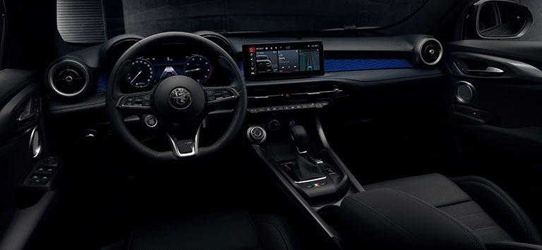 Alfa romeo gallery interior 2