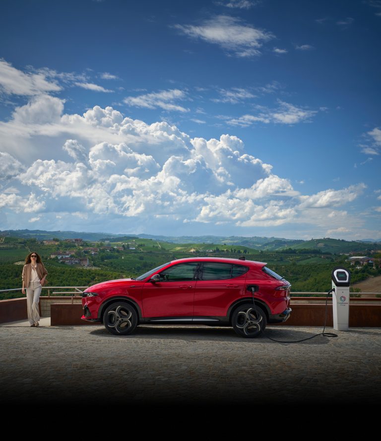 Alfa Romeo Tonale plug-in hybrid - Alfa Romeo